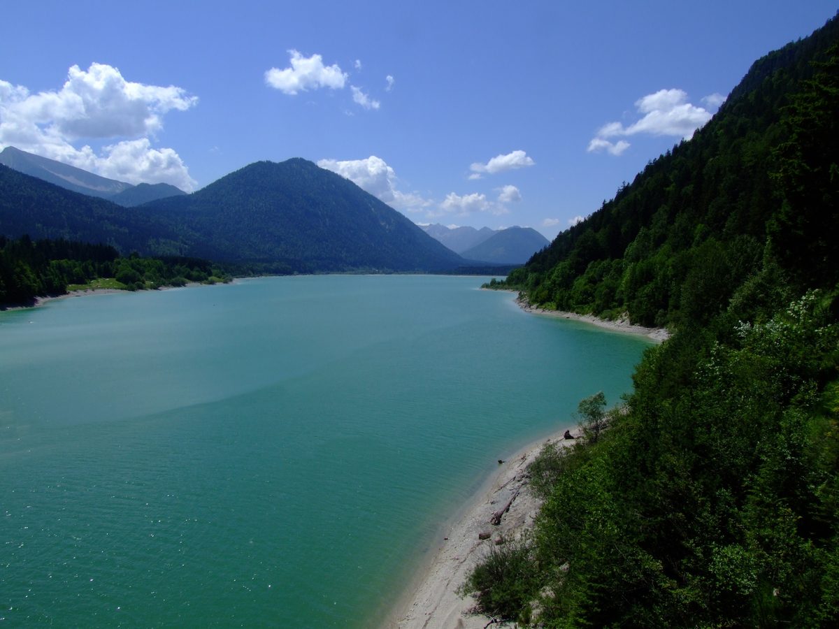 Walchensee in Oberbayern — Bergbaden und Wandern mit dem Deutschlandticket ab München